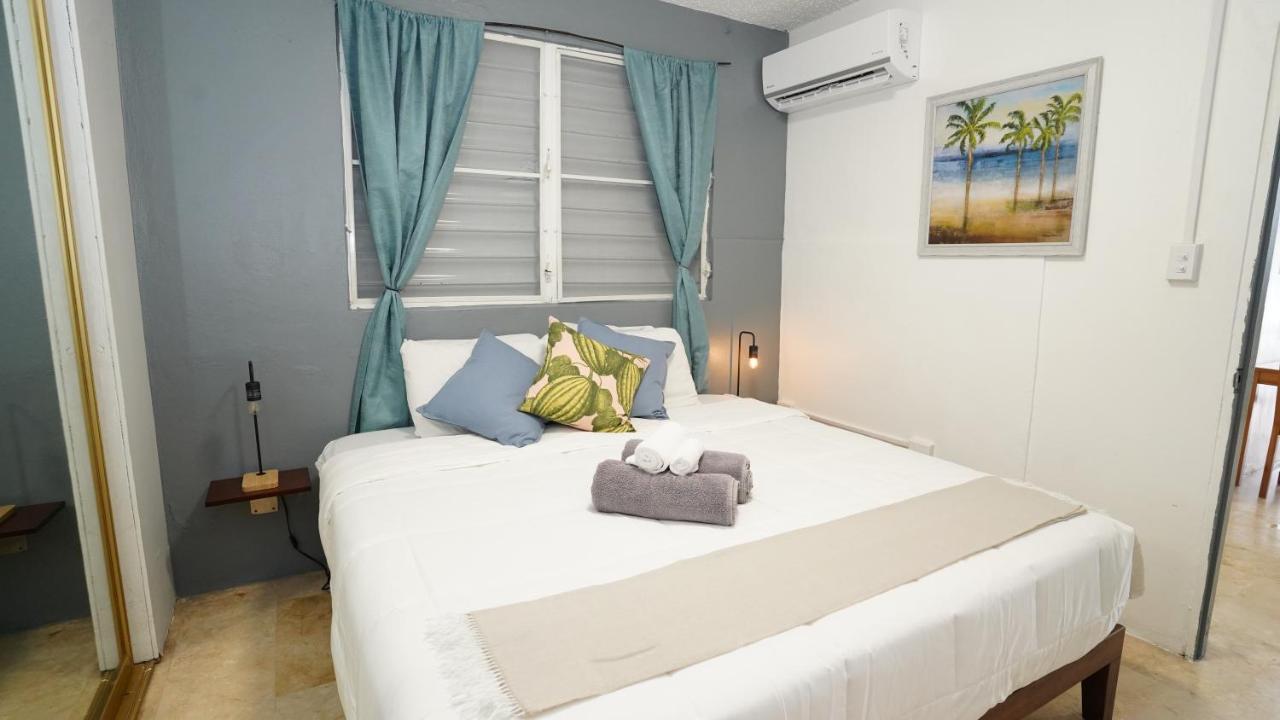 The Pelican Poshtel San Juan Bagian luar foto
